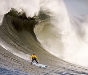 开云官网-黄喜灿里程碑之夜，当秘鲁对阵尼斯成为亚洲球员的欧洲传奇注脚