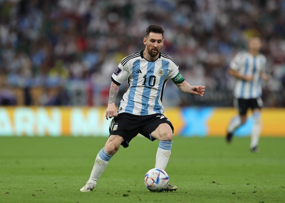 甘冈主场逆转尼斯，取得宝贵三分