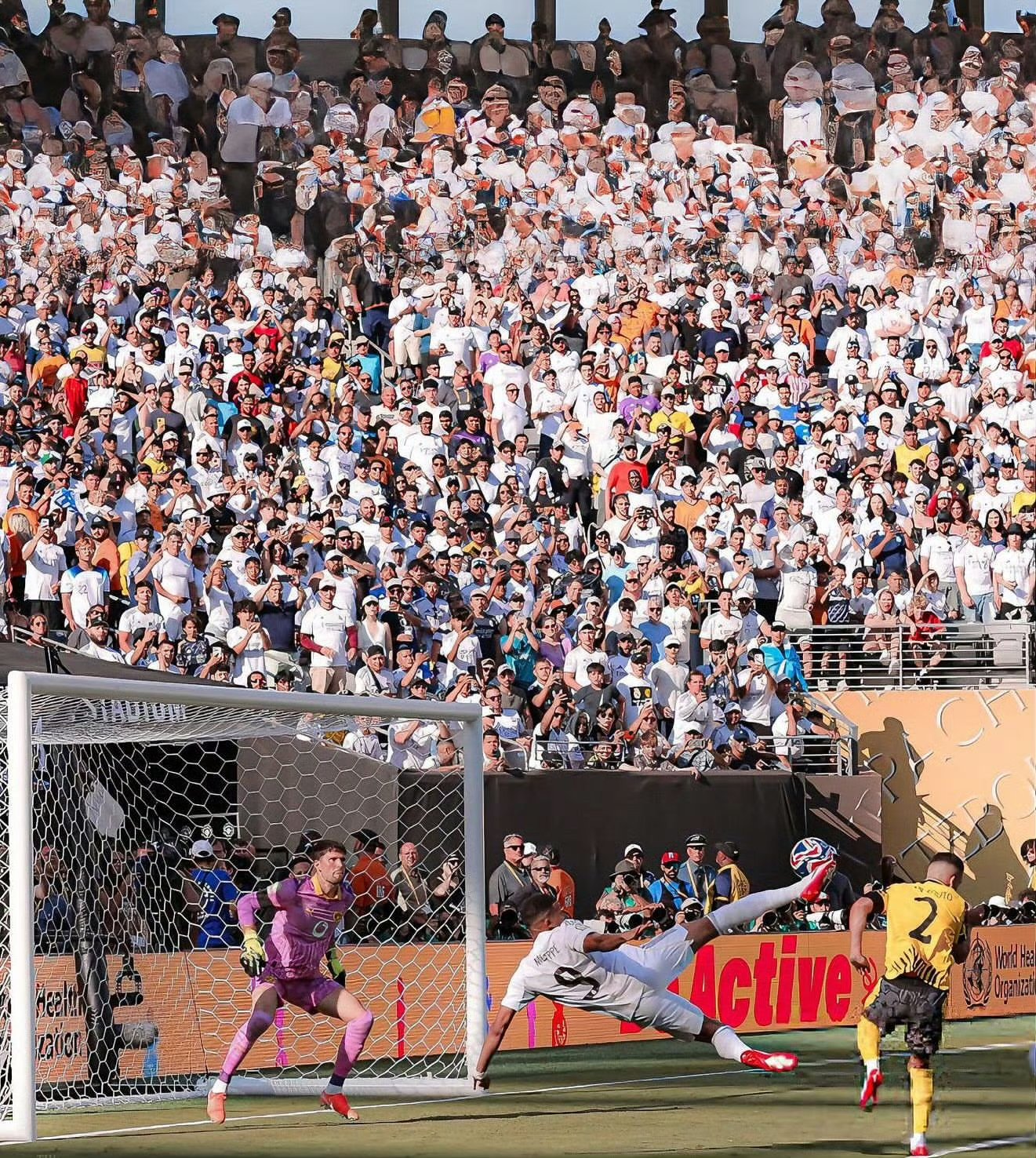 马洛卡队主场击败格拉纳达，领先保级区