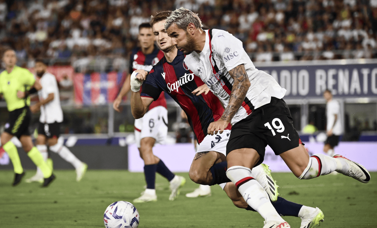 那不勒斯门将表现出色,关键扑救助球队保住胜利 那不勒斯门将表现出色,关键扑救助球队保住胜利