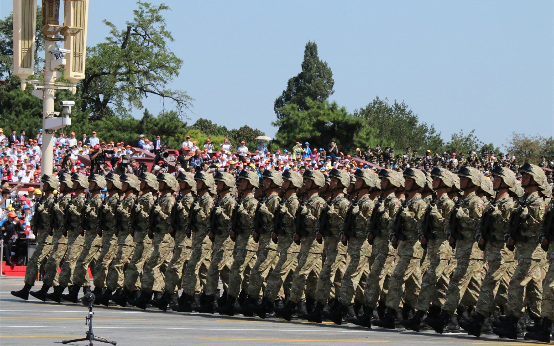 太阳对阵黄蜂,恩比德如何成为攻防转换的绝对核心