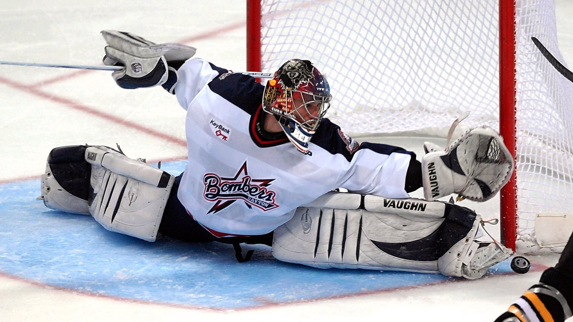 英超争冠之夜,阿尔瓦雷斯全程高能输出